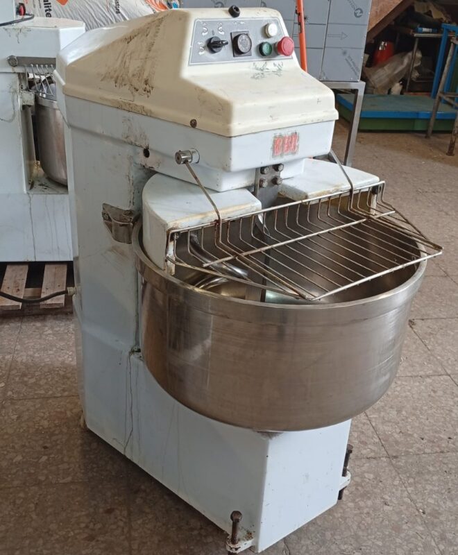 Pétrin à spirale SIGMA 40 kg – 60 kg pâte (semi-neuf)